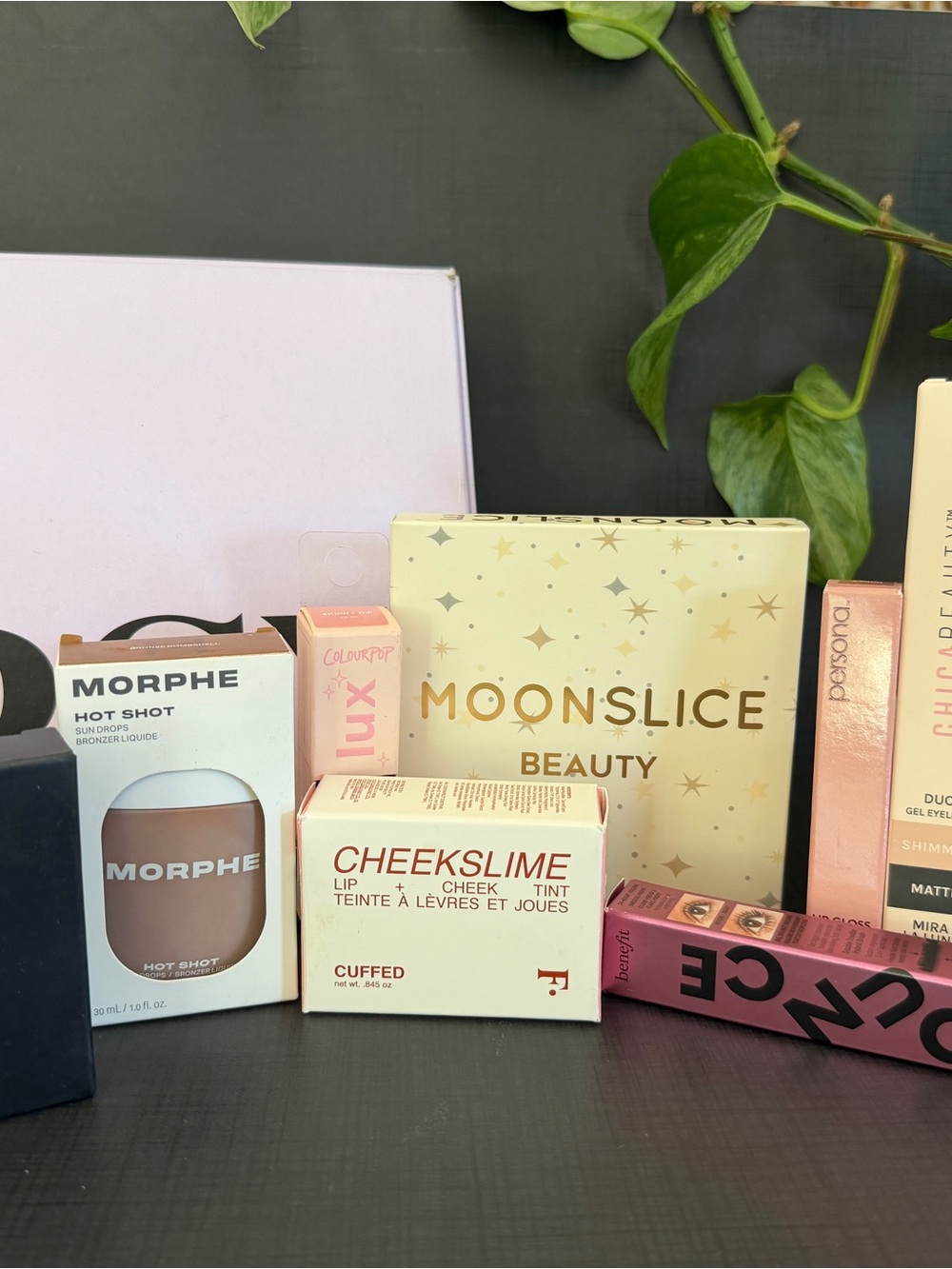 Ipsy 10 piece beauty box Morphe Benefit Persona Colourpop Fab Fit Fun